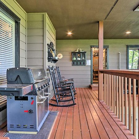 Eclectic Cabin With Hot Tub 1 Mi To Ober Gatlinburg Ngoại thất bức ảnh
