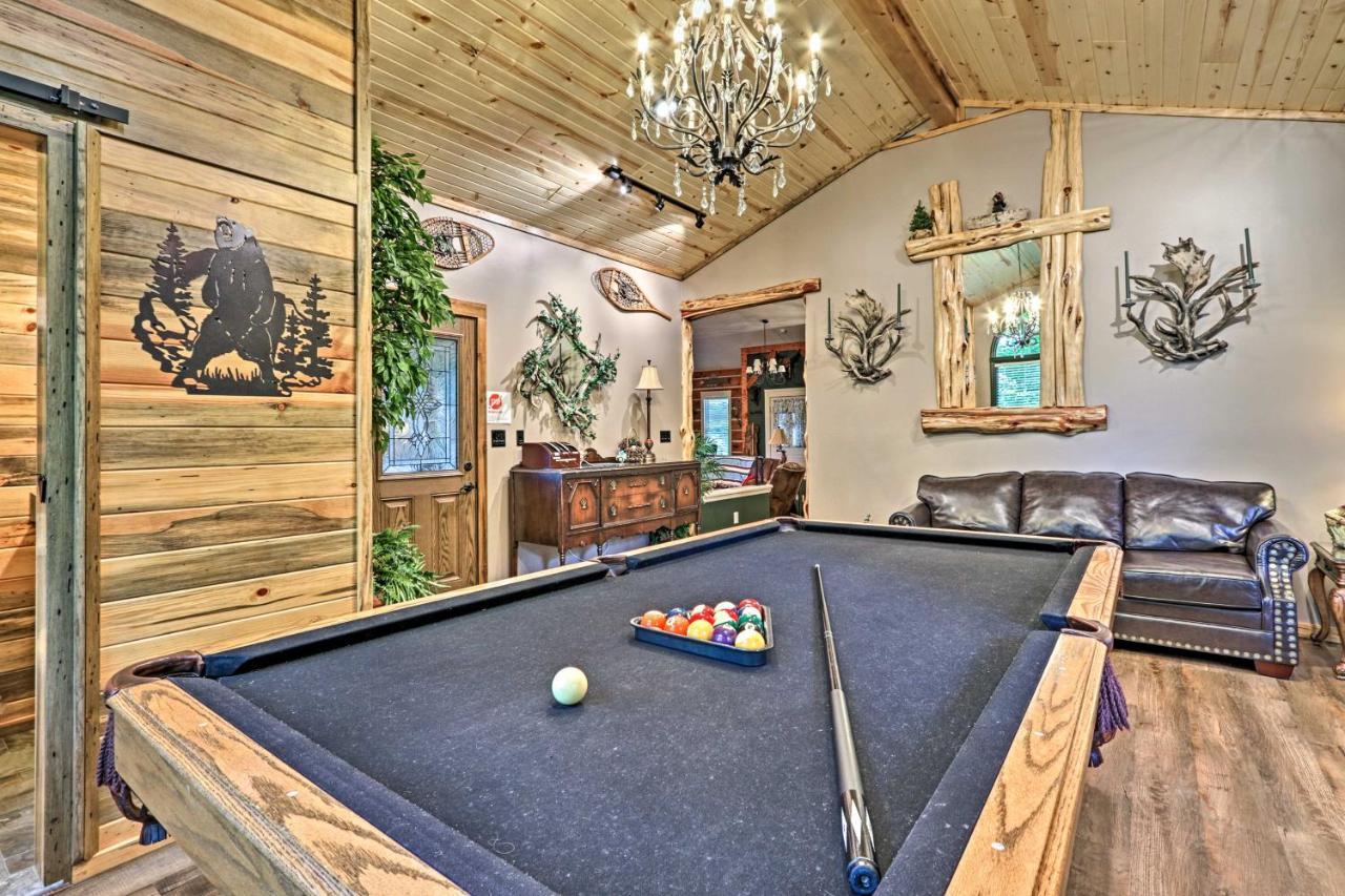 Eclectic Cabin With Hot Tub 1 Mi To Ober Gatlinburg Ngoại thất bức ảnh