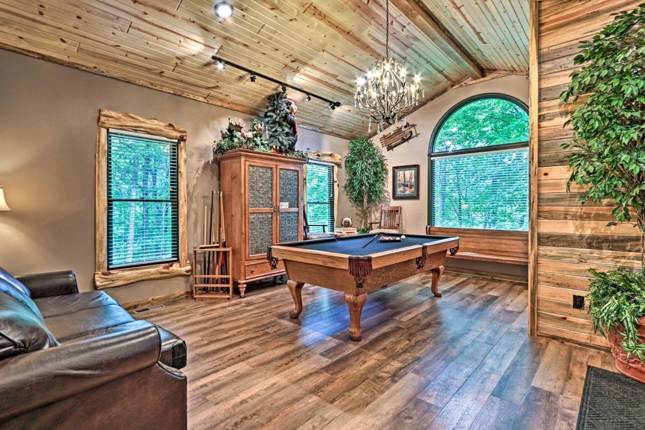Eclectic Cabin With Hot Tub 1 Mi To Ober Gatlinburg Ngoại thất bức ảnh