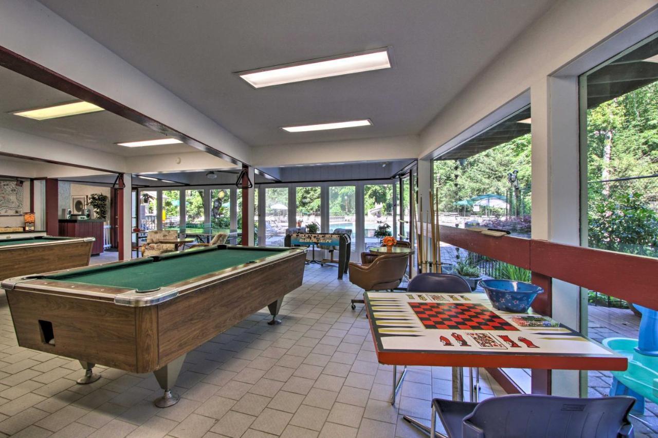 Eclectic Cabin With Hot Tub 1 Mi To Ober Gatlinburg Ngoại thất bức ảnh